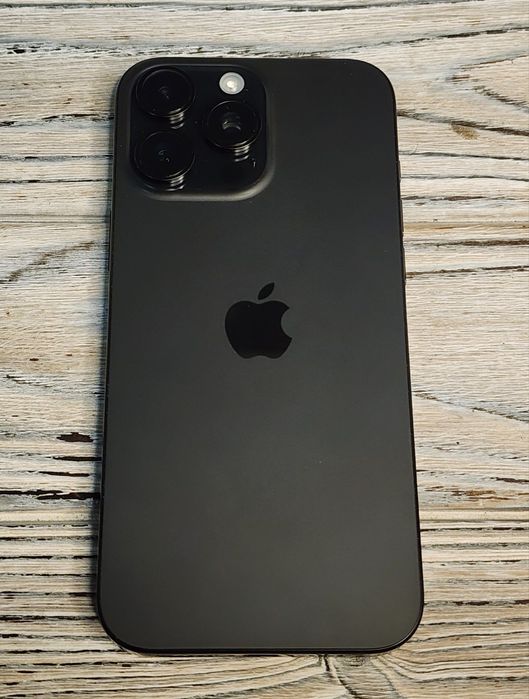 IPhone 16 Pro Max 256 eSIM Black магазин гарантия EmojieStore 900$