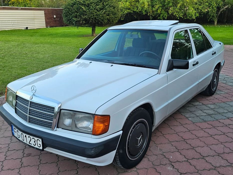 Mercedes-Benz Seria 190