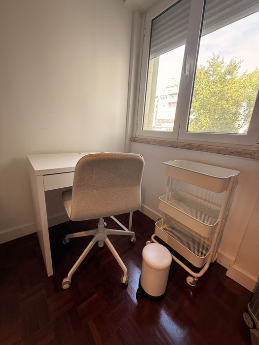 Vendo moveis para quarto ou escritorio