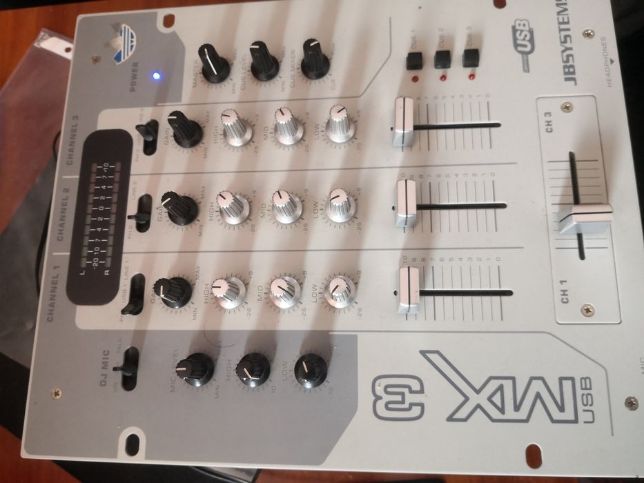 JB Systems MIX 3 USB -  3 Canais DJ Controller
