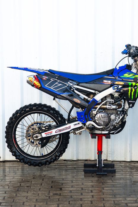 YAMAHA YZF 450 FMF INJEÇÃO ATÉ 54€/MÊS