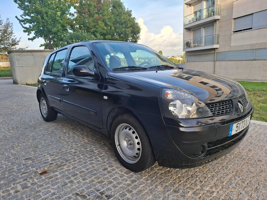 Renault Clio 1.2 16V. Expression 2004 , Muito Estimado