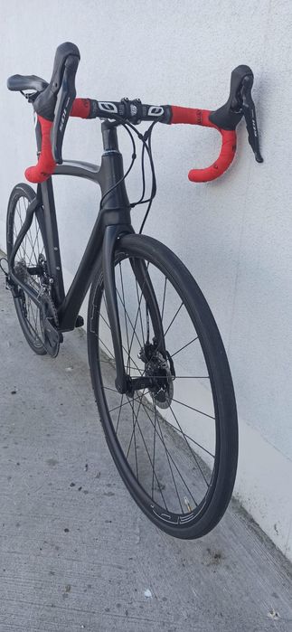 PINARELLO RAZHA DISC, Shimano 105(hydraulika/sztywne osie), Rozmiar 54