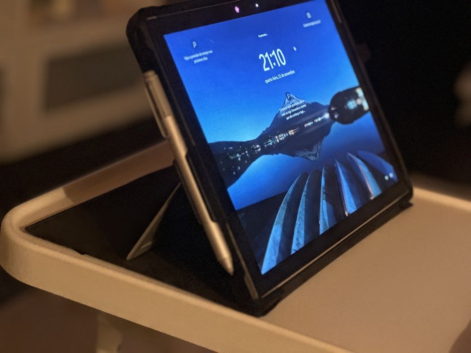 Microsoft Surface Pro 764309879336834122