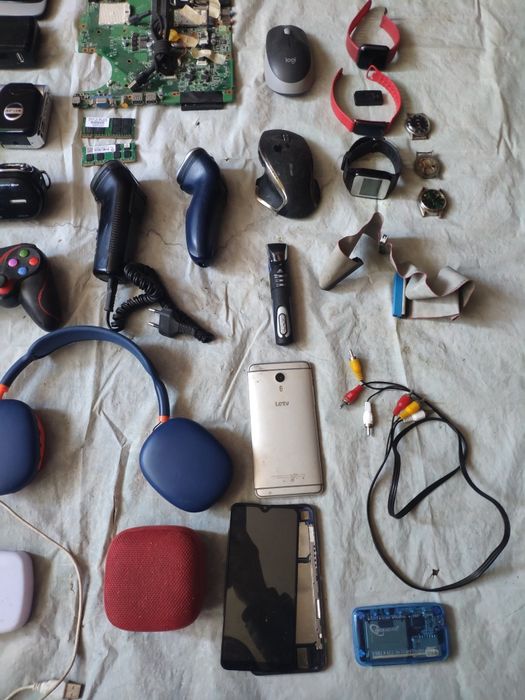 Продам лот техніки