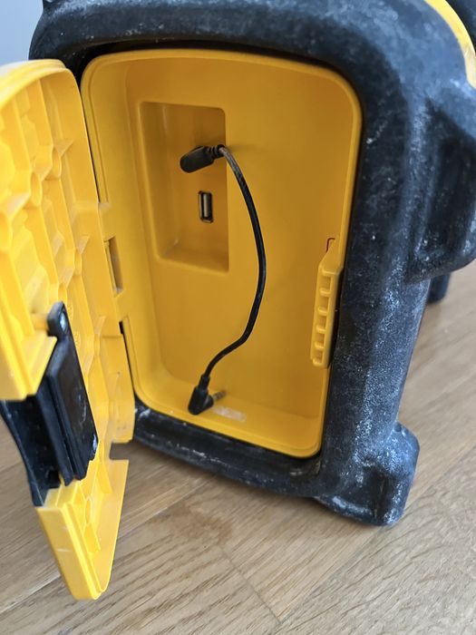 Радіо dewalt worksite