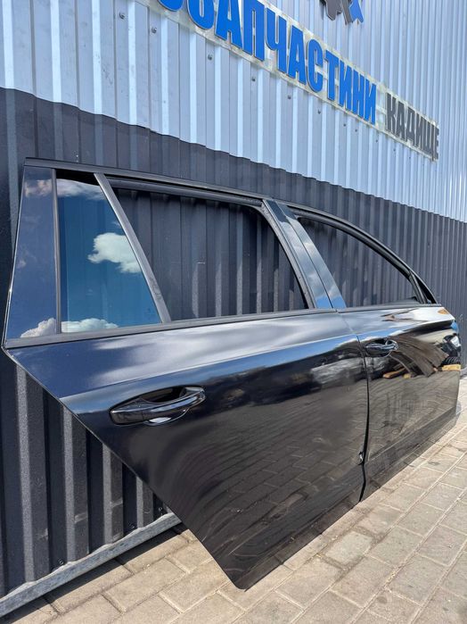 Дверка Октавія а7 двері універсал Skoda Octavia A7 LF9R/LF5A/LF8Z дверка шкода