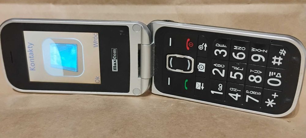 MAXCOM  MM820 BB Telefon z Klapką DUŻY + ładowarka dla seniora nie Nokia