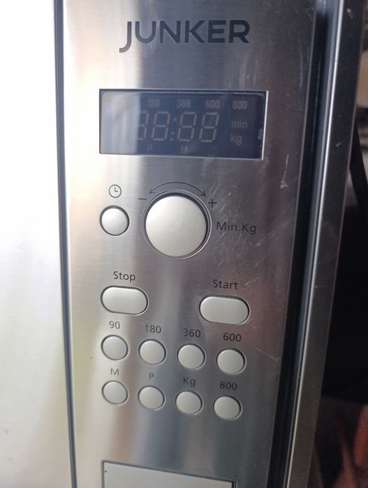 Німецька вбудована мікрохвильова піч Junker.Нова