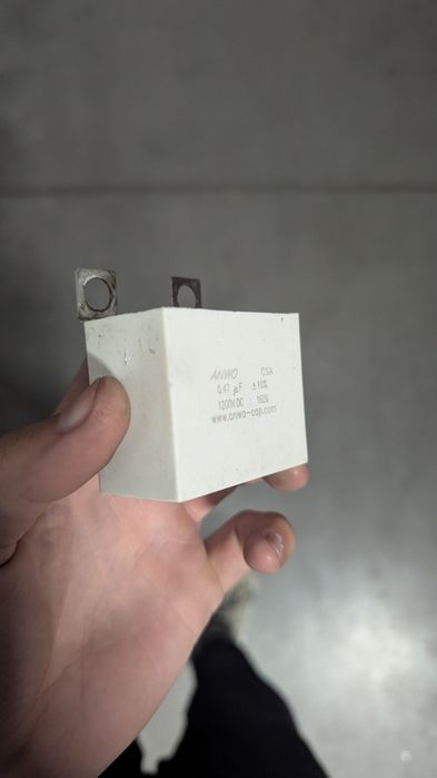 Конденсатор 0.47uf 1200v DC