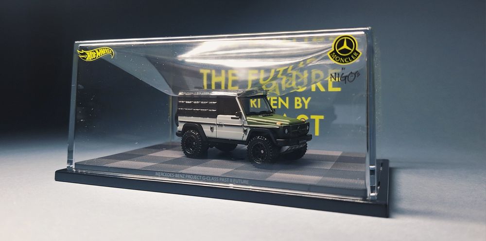 Hot Wheels x Mercedes Moncler