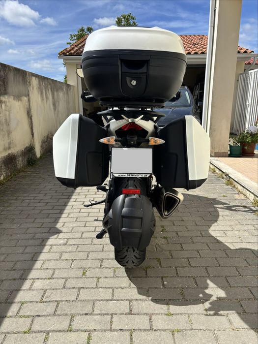 Aprilia Caponord 1200 Travel Pack (2016) – 25.000 km