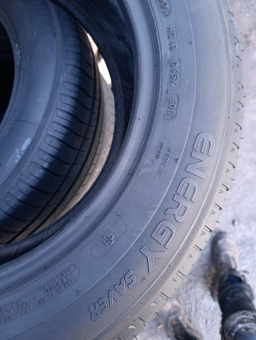 215/60/16 Michelin energy saver
