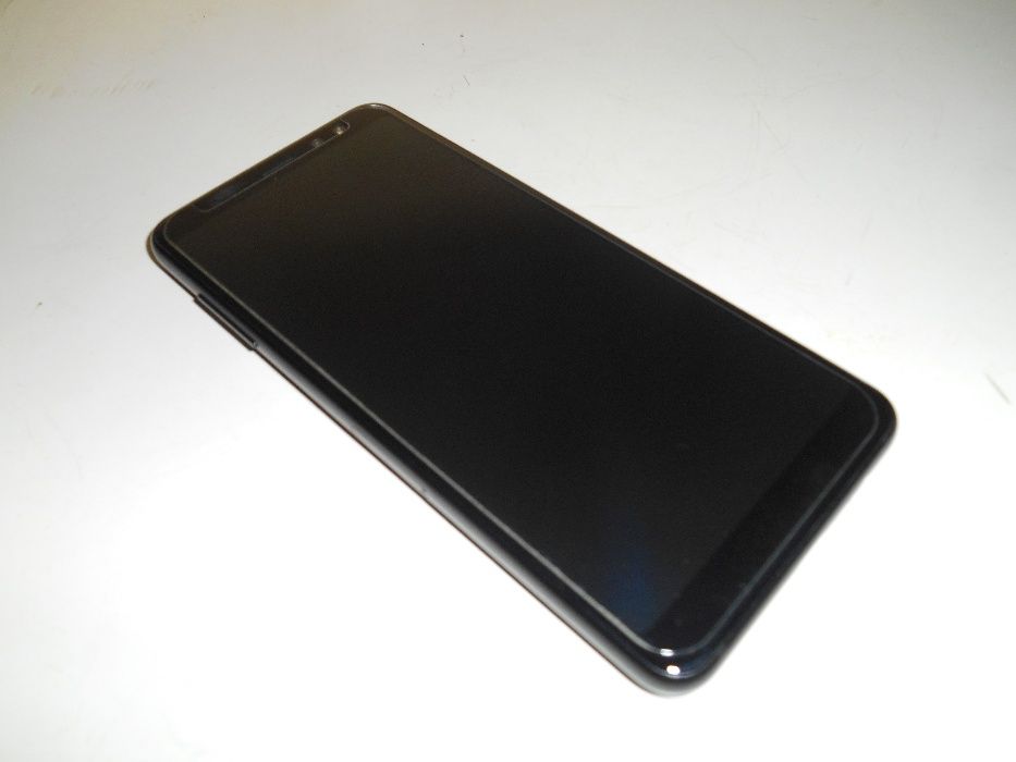 Samsung Galaxy A8 2018 A530F DS майже новий