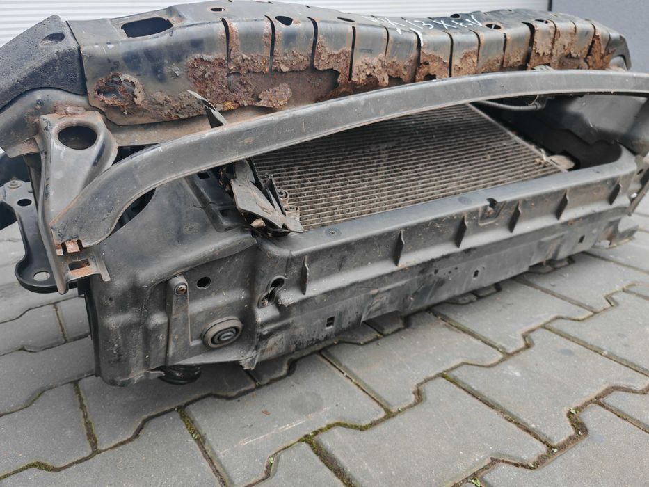 PASSAT B7 11-14 1.6 DIESEL Pas Przedni Wzmocnienie Kompletne