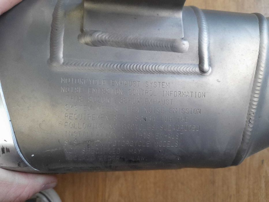 ESCAPE OEM SUZUKI GSXR 6 0 0 7 5 0 08-11