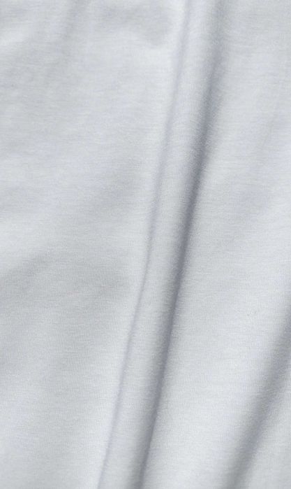 Длинный качественный базовый белый джемпер водолазка с коттоном L