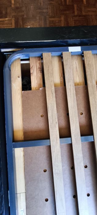 Cama de casal IKEA  + colchão