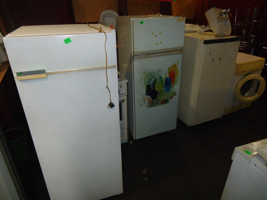 Продам холодильник Снайге рф31см