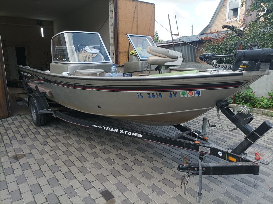 Човен Tracker Targa 2004