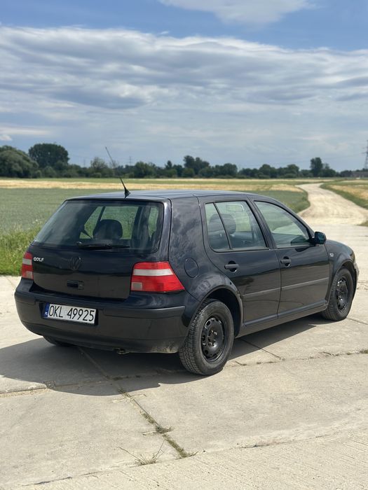 Golf 4  1.4benzyna