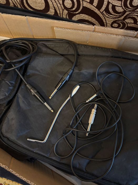 Електрогітара Cort G110 + комбік + педаль + чохол