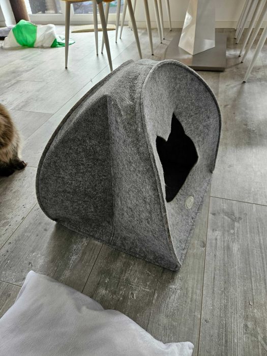 Budka dla kota Big Filzi  53 x 41 x 45 cm + poduszka