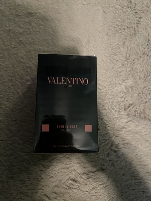 Valentino Born In Roma Intense 100ml zafoliowany