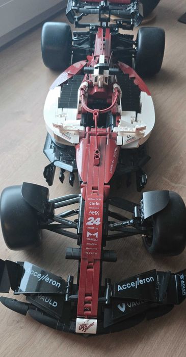 Klocki Cada Alfa Romeo F1 C64005W