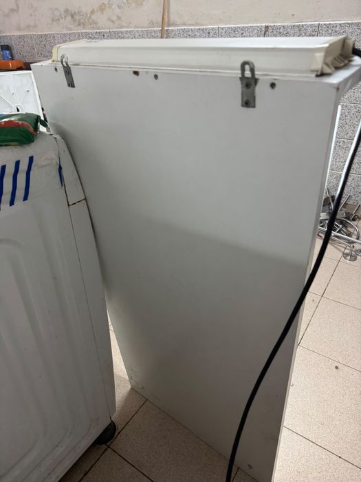 Vendo espelho WC
