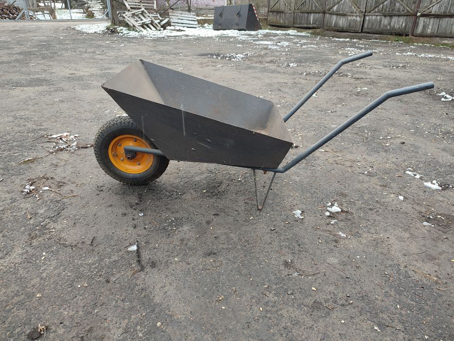 Продам добротну тачку