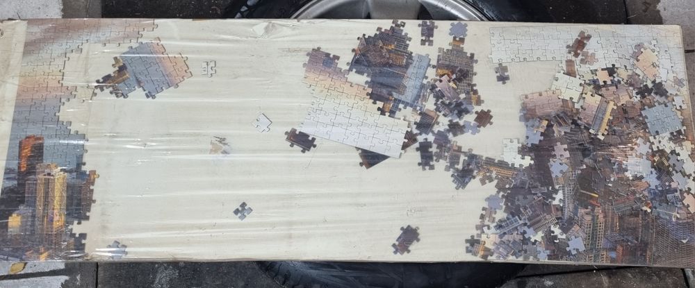 Puzzle panorama miasta 2000 sztuk