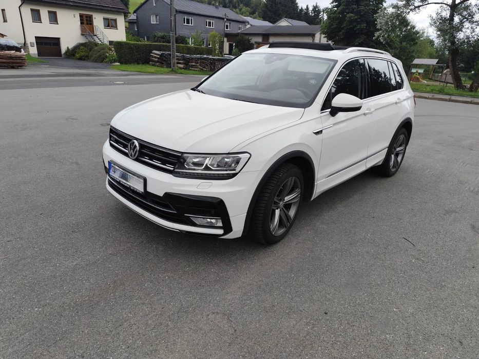 VW Tiguan 2.0Tsi/R*Line/DSG/Pani/Virtual/360*Kamery/Webasto/Skóra/Ledy