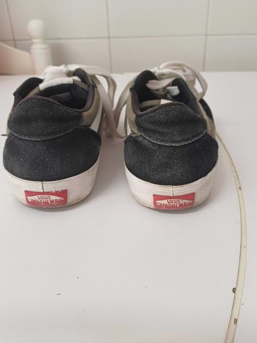 Ténis Vans Nº38 preto/branco