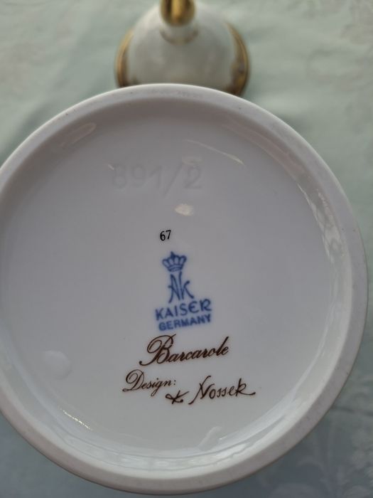 Вази,  скринька  Keiser