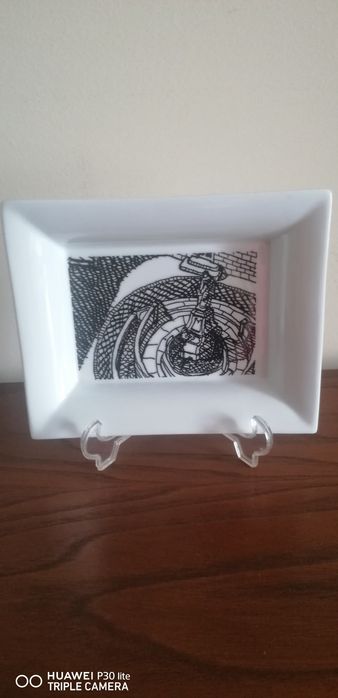 Cinzeiro /Adorno em cerâmica