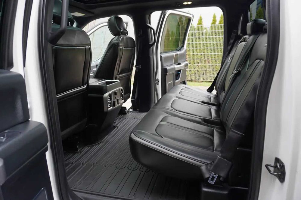 Ford 150 Platinum 4x4 Європа