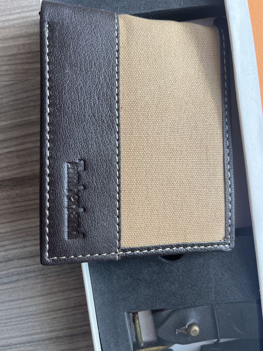 Nowy portfel męski Timberland z brelokiem