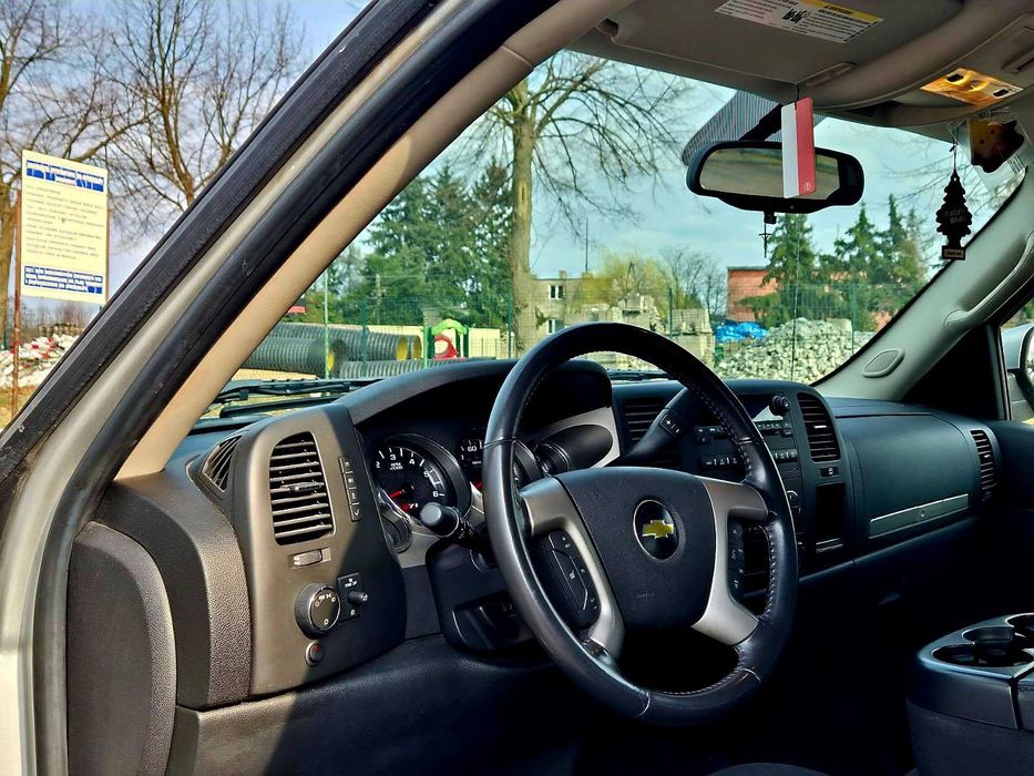 Chevrolet Silverado Pickup 4x4
