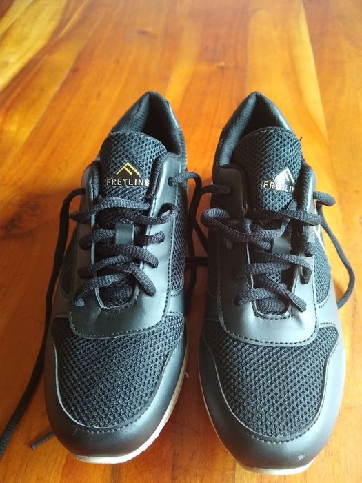 Sportowe buty dziewczęce czarne