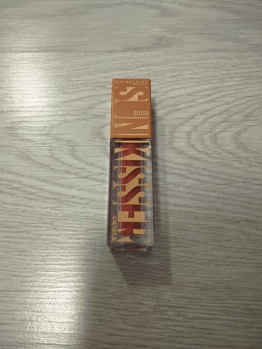 Nowa róż "Maybelline" (ton 6)