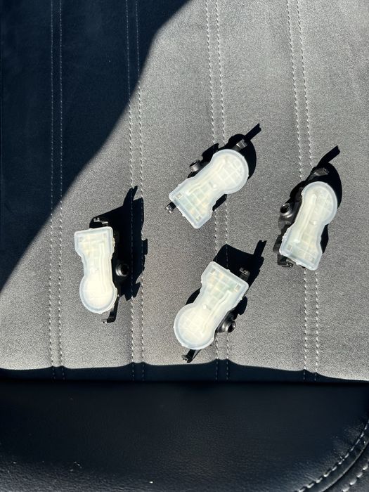 Датчики тиску в шинах  Міцубісі Аутлендер