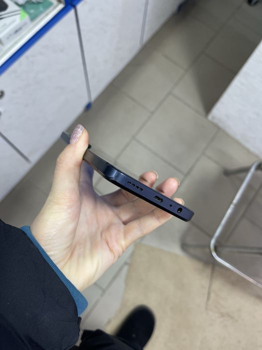 Мобільний телефон Realme C33 4/128GB