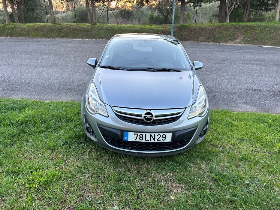 Opel Corsa 1.2 Gasolina – 2011 (03/2011)