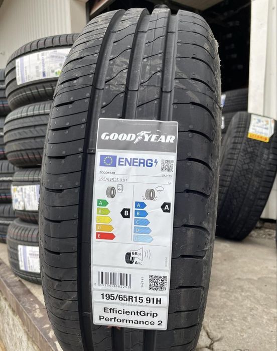 Шини Goodyear EfficientGrip Performance 2 195/65 R15 91H, усі розміри