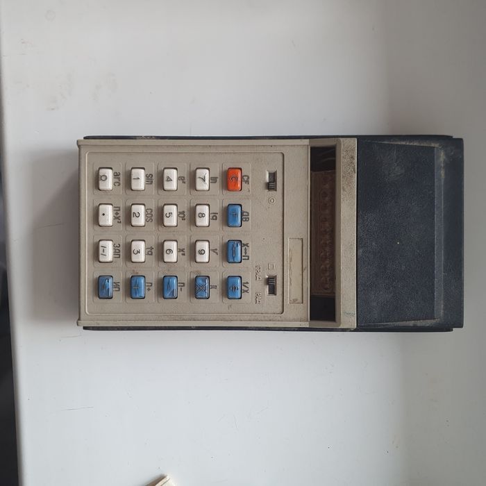 Калькулятор Б3-3 радянський