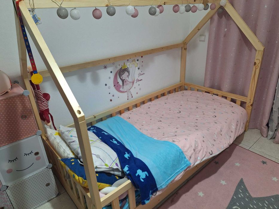 Cama Montessori Natural com colchão incluído