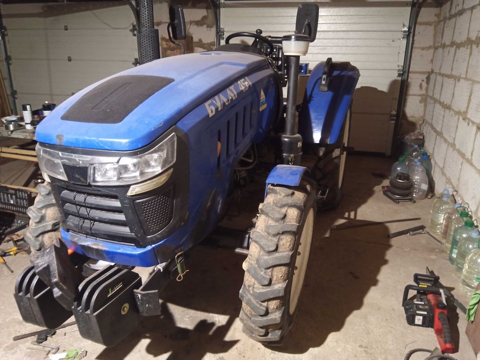 Трактор Булат 454