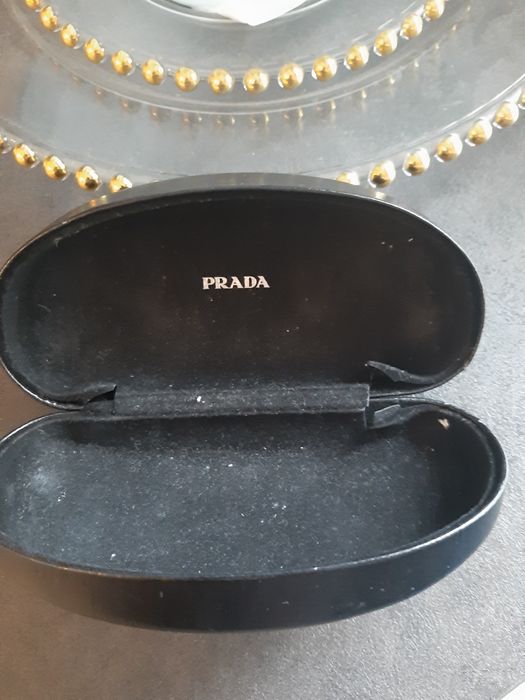 Stare etui Prada kolekcja vintage etui na okulary wady boho czarne pud