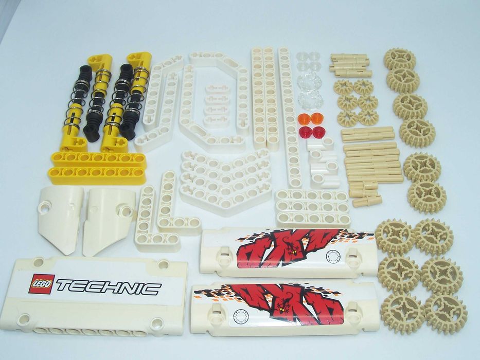 K48 Klocki LEGO Technic 9398 samochód zdalnie sterowany pilotem